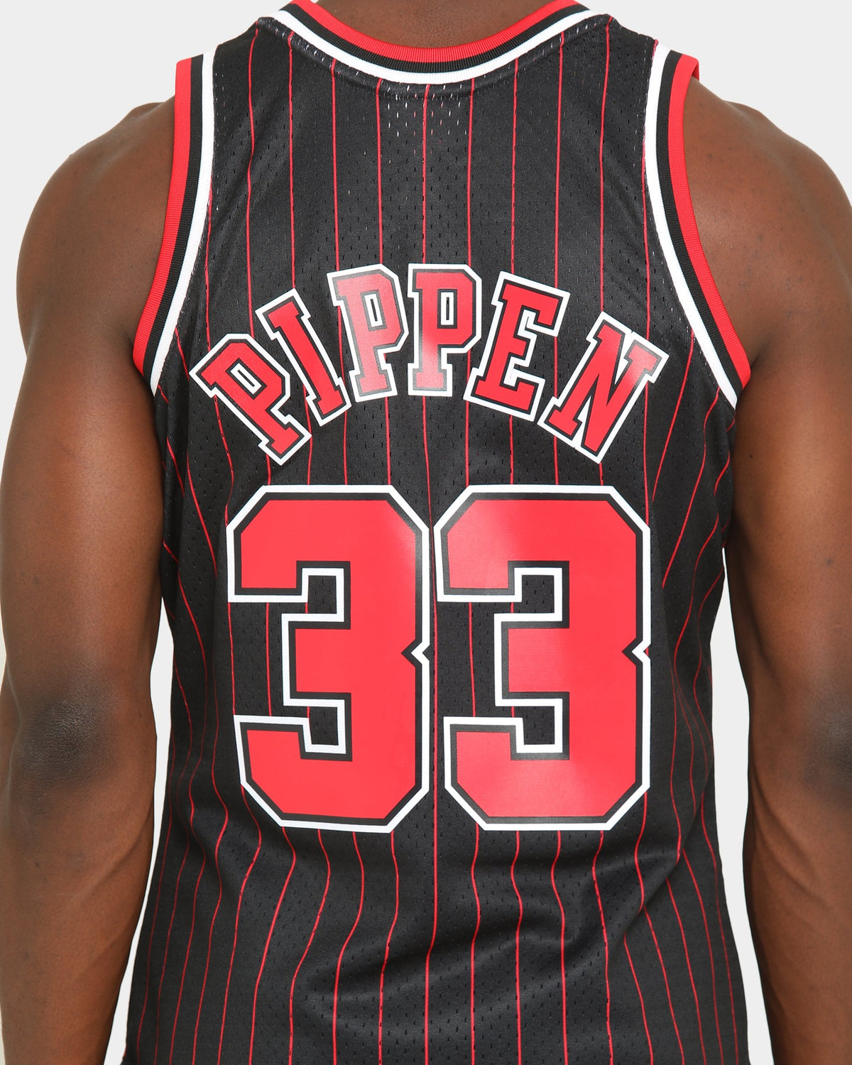 Mitchell & Ness Chicago Bulls Scottie Pippen '95-'96 #33 Swingman Jersey Black