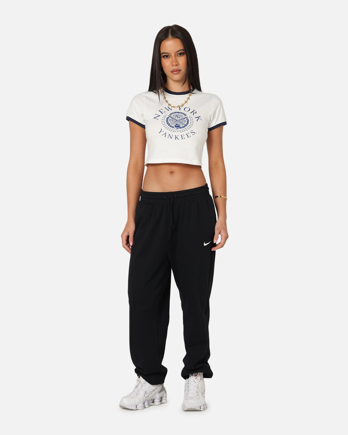 Majestic Athletic Women's New York Yankees Crest Baby T-Shirt Vintage White