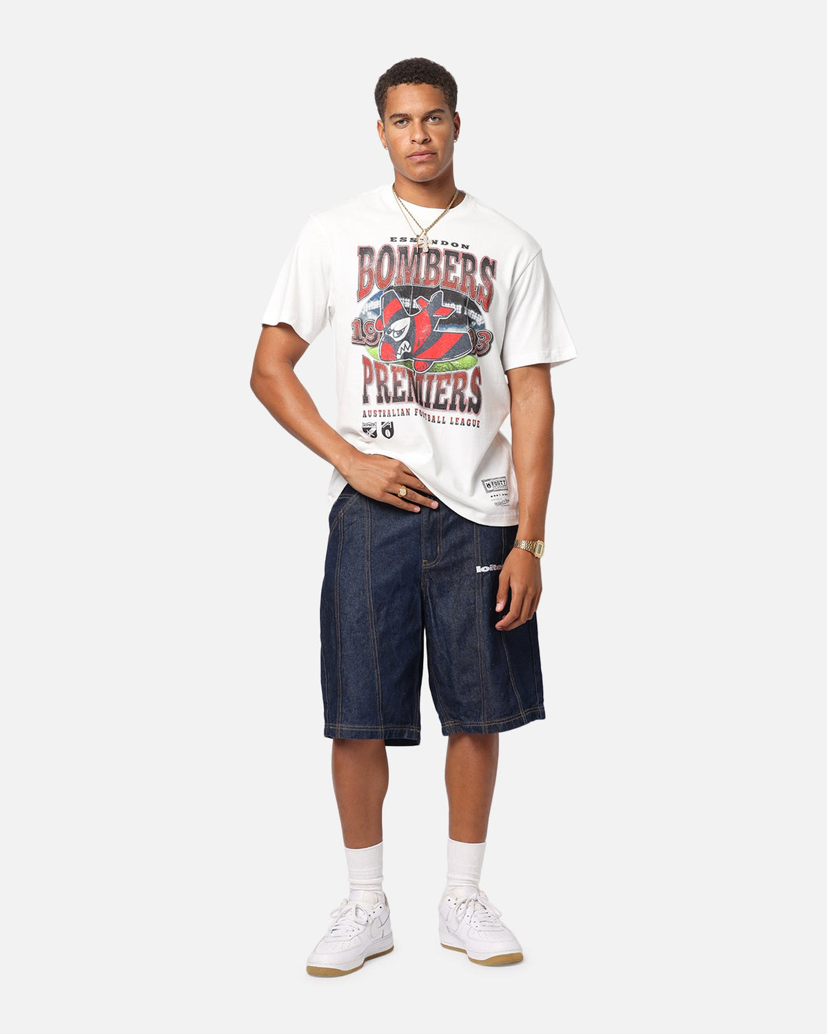 Mitchell & Ness Essendon Bombers Mascot T-Shirt Vintage White