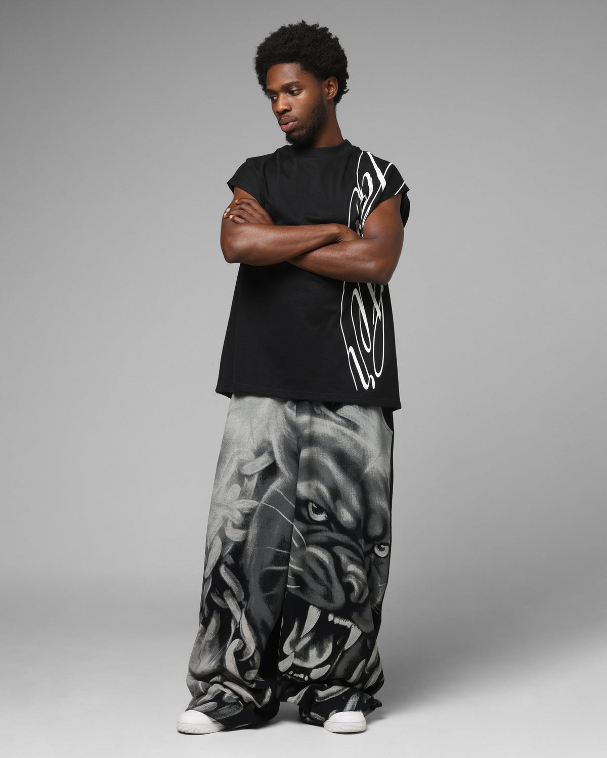 Loiter Airbrush Sweatpants Black