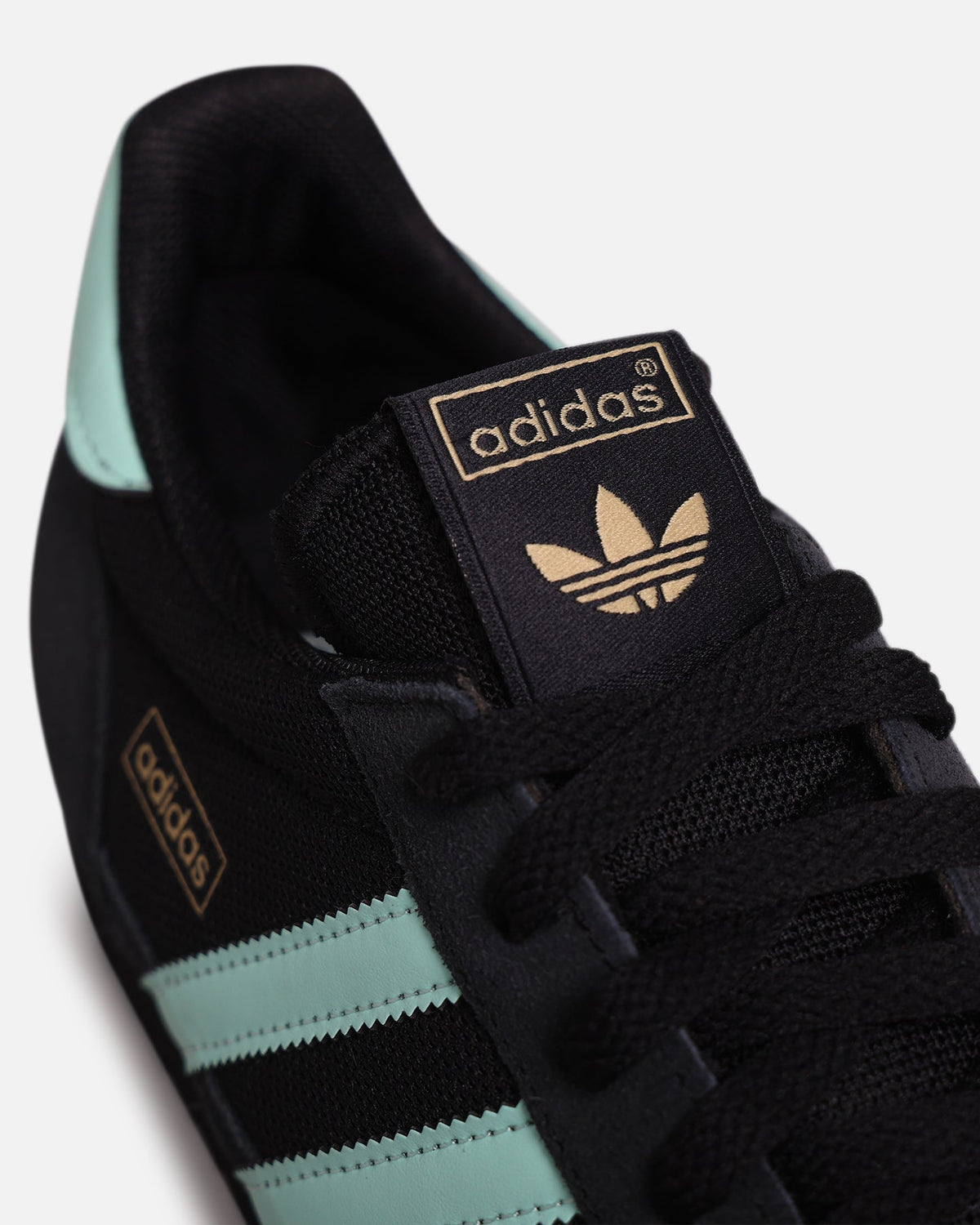 Adidas R71 Black/Mint