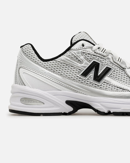 New Balance 740 Silver/Black